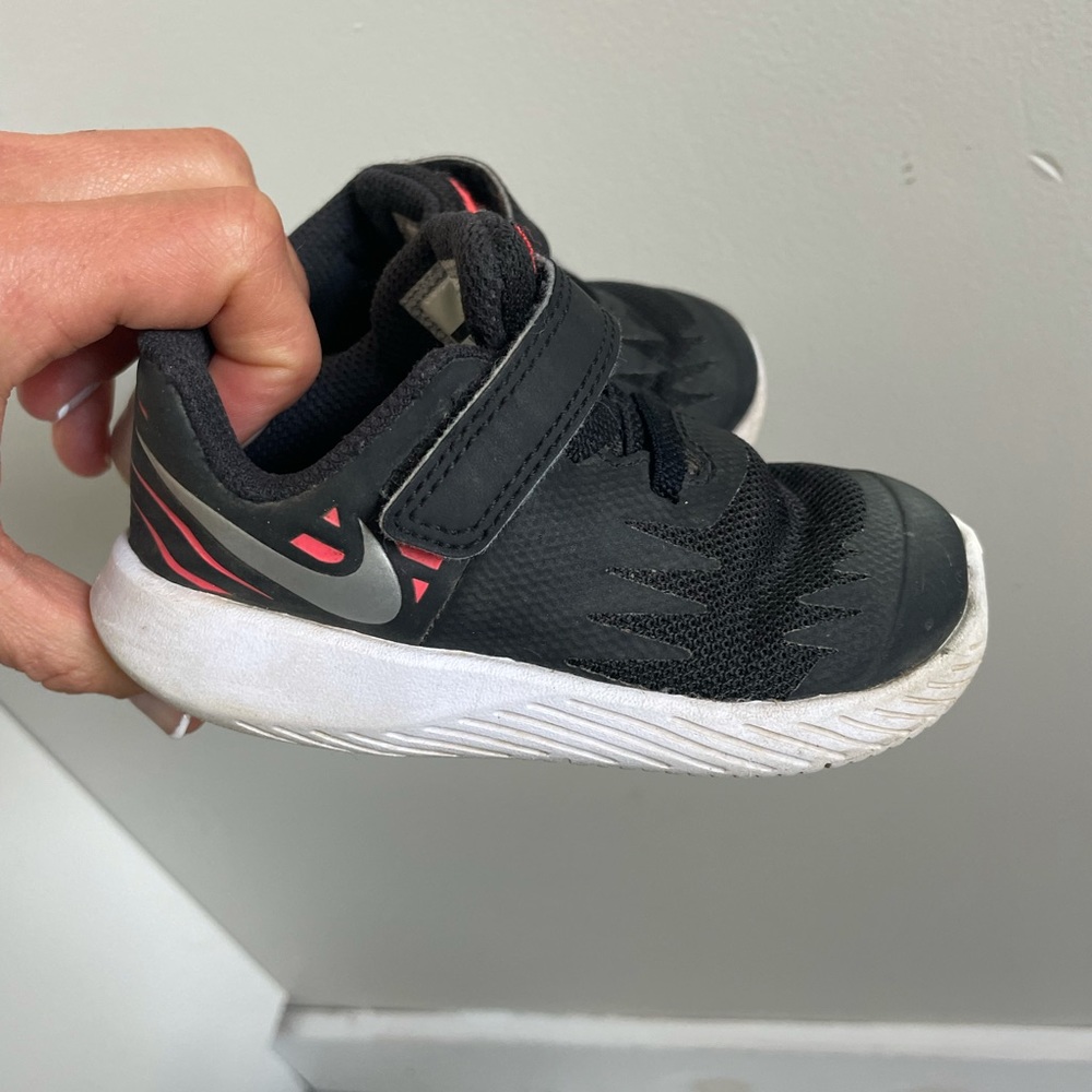 Toddler nikes